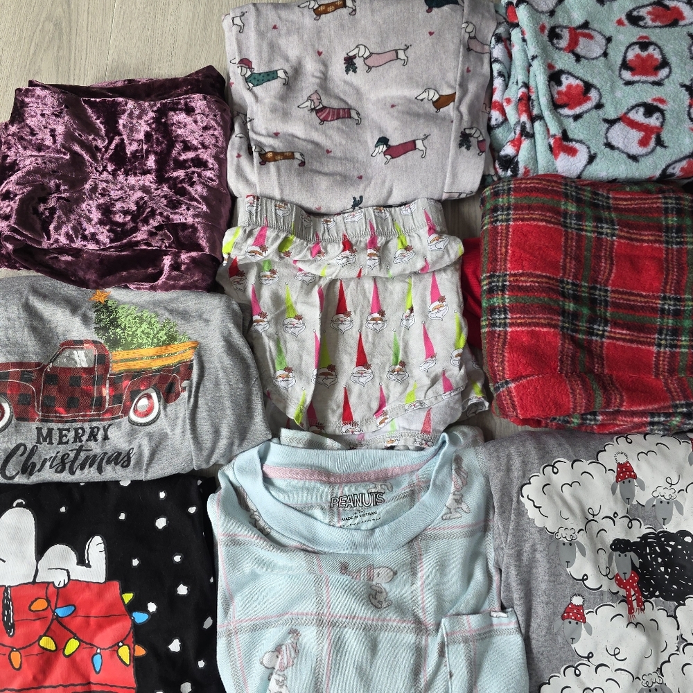 Comfy Holiday Pajama Set - Picture 3 of 8